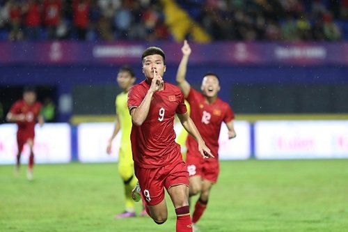 U22 Vietnam and U22 Thailand enter the semi-finals of the 32nd SEA Games