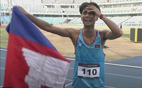 Chhun Bunthorn won the real earthquake gold medal