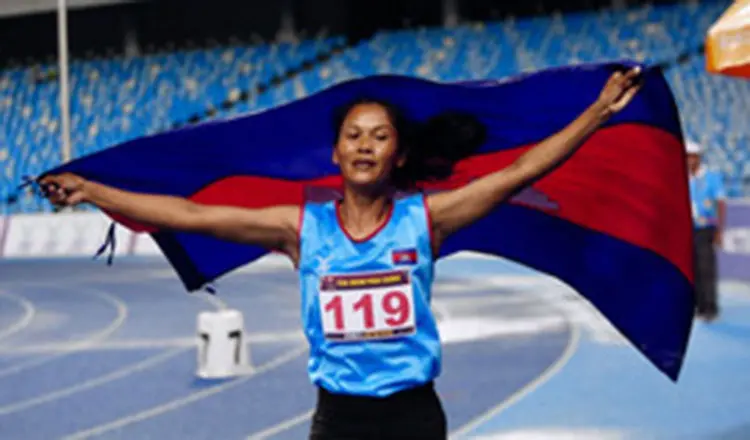 Cambodia won the 3rd gold medal in the women's 400m T4464 event