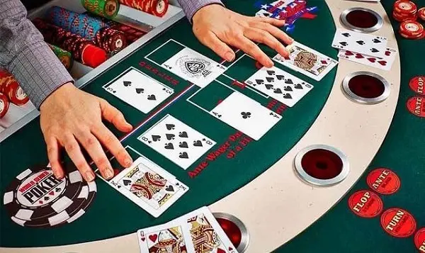 Basic terms when playing international standard Poker