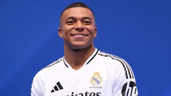 Carlo Ancelotti Praises Mbappé’s Adaptability After Tactical Shift Against Leganes